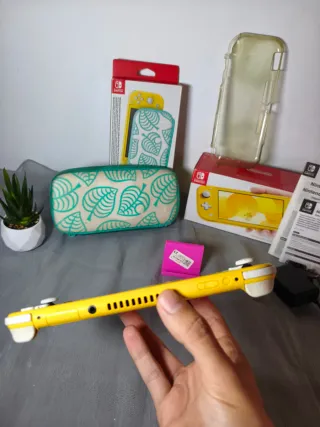 Nintendo Switch Lite in perfetto stato