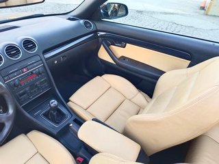 Audi A4 1.8 T 163 CV CABRIO
