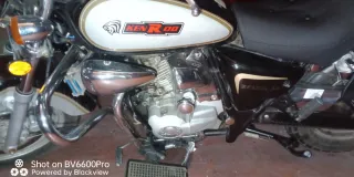 Moto Kenrod Custom 125cc Negra y Plata
