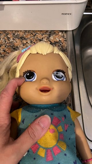 Muñeca Baby Alive con Pijama de Arcoíris