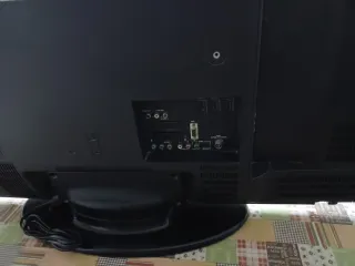 TV OKI Negra Plana,42 pulgadas