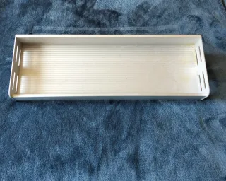 Estante de aluminio con ganchos WANGEL