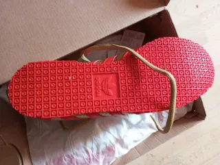 Zapatillas Adidas . ÚLTIMA BAJADA DE PRECIO