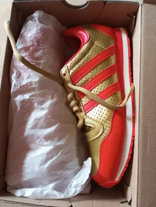 Zapatillas Adidas . ÚLTIMA BAJADA DE PRECIO