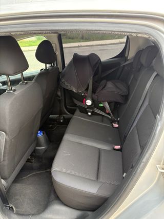 Peugeot Confort 207 2010