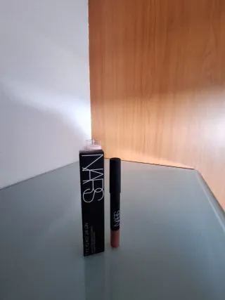 Lápiz labial NARS Velvet Matte