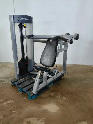 LIFE FITNESS PRESS HOMBROS!