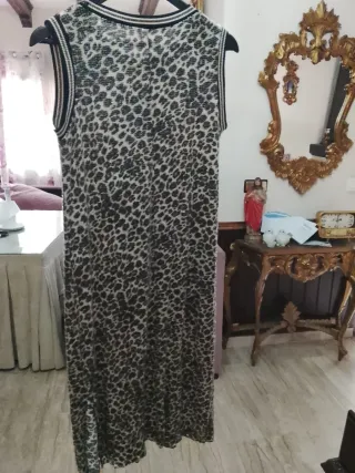 Vestido largo con chaquetita estampado