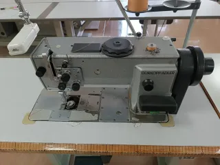 Máquina coser Durkopp Adler 767 triple arrastre