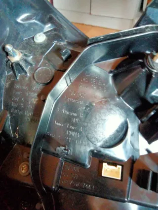 Faro trasero derecho Toyota Yaris
