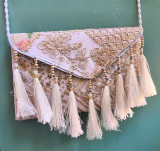 Bolso Cartera Sobre Dorado y Blanco