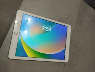 iPad 5ª Gen Dorado