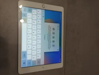iPad 5ª Gen Dorado
