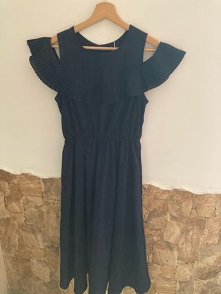 Vestido Kling negro con volantes