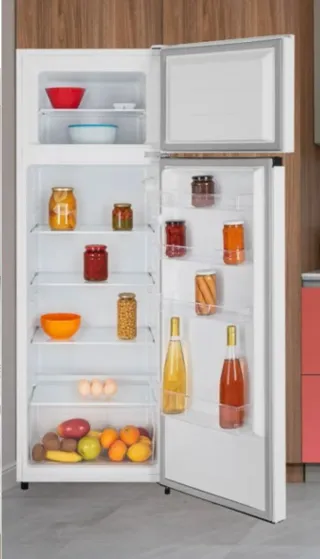 Frigorífico dos puertas. Kunft KDD4870N WH 243L