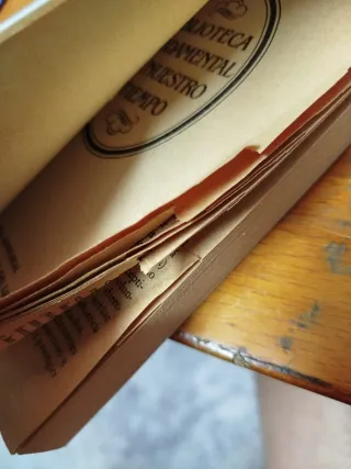 Psicología ilusión biblioteca antiguo libro vintag
