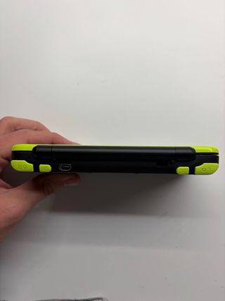 Nintendo 2DS XL 64GB