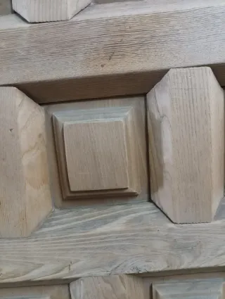 Puerta antigua de madera tallada 182x100