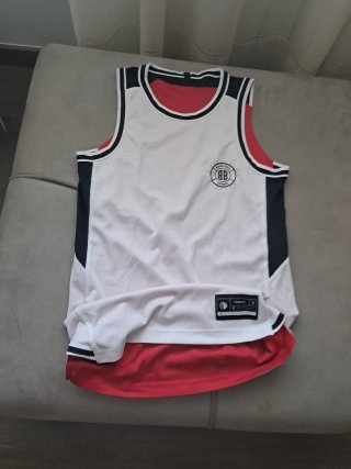 Camiseta Tarmak Verano Negra y Roja