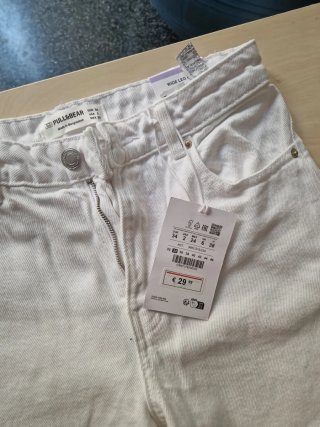Pantalón vaquero ancho blanco