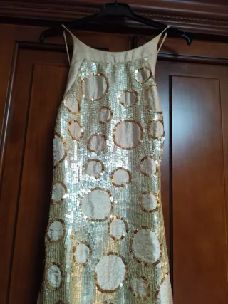 Vestido de fiesta lentejuelas dorado