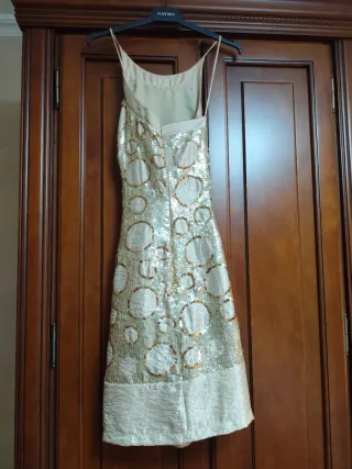 Vestido de fiesta lentejuelas dorado