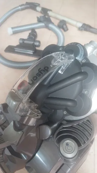 Aspirador Dyson Potente