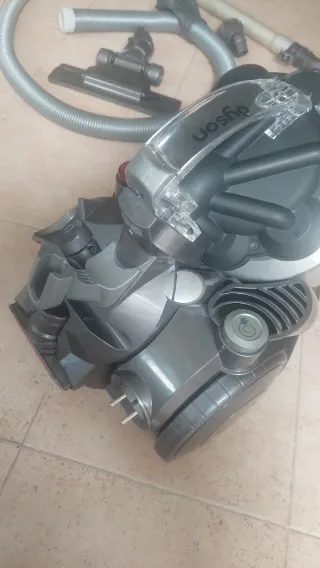 Aspirador Dyson Potente