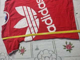 Camiseta Adidas Roja Logo Grande