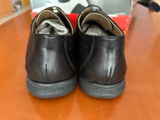 OFERTA FIN DE SEMANA!! Zapatos Fluchos Piel Nuevos
