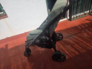 Cochecito bebé verde negociable