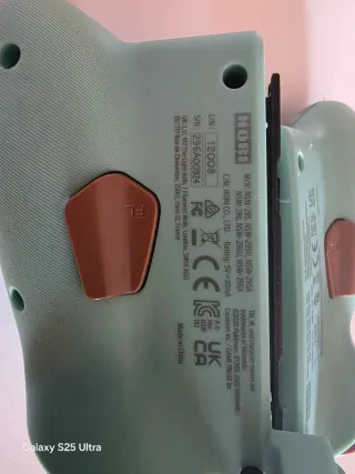 Mando HORI Pikachu Nintendo Switch