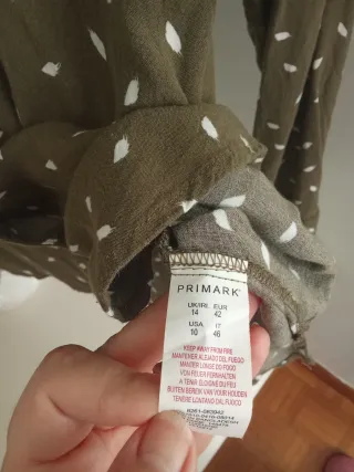 Camisa verde oliva Primark Talla 42