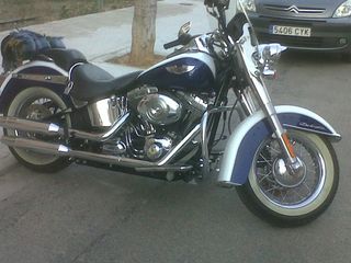 Harley Davidson Deluxe Azul y Blanca