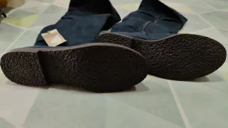 Botas altas azul marino con hebilla