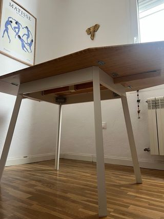 Mesa de comedor Ikea y 2 sillas Maisons du monde