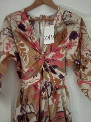 Vestido largo estampado Zara