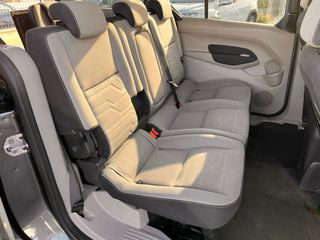 Ford Grand Tourneo Connec 2015