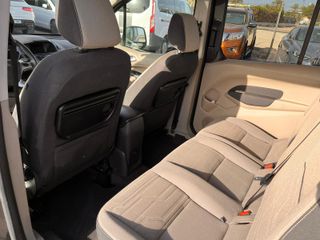 Ford Grand Tourneo Connec 2015