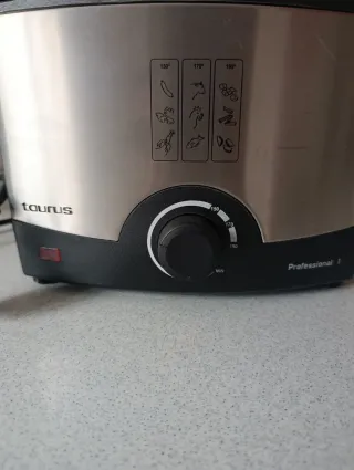 Freidora 1000W Taurus Profesional 1