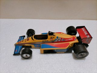 Formula 1 DUSKIN 22 Bburago 1/24