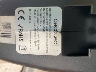 Aspirador Cecotec 14,8 V  con Accesorios