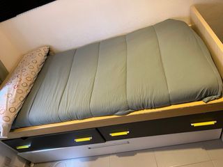 Cama con 2 cajones