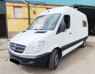 Mercedes-Benz Sprinter FURGON VIVIENDA CAMPER