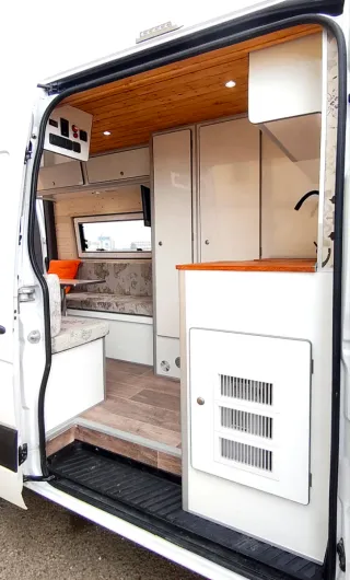 Mercedes-Benz Sprinter FURGON VIVIENDA CAMPER