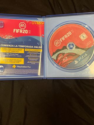 Controller PS4 e 5 giochi