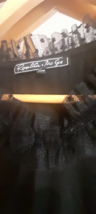 Camiseta Rosalita McGeen Negra