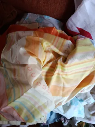 Juego 9 sabanas y funda.Matrimonio infantilNoenvio