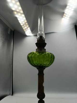 ANTIGUO QUINQUÉ CRISTAL Y METAL