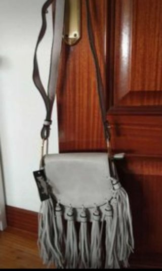 Bolso Negro Piel,  Bolso de flecos gris